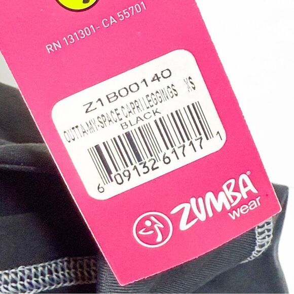 Zumba NWT! Outta My Space Capri Leggings Black High-Performance Activewear - Picture 5 of 7